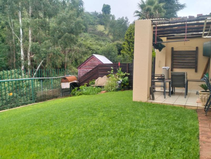 1 Bedroom Property for Sale in Roodekrans Gauteng