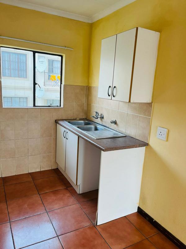 2 Bedroom Property for Sale in Whitney Gardens Gauteng