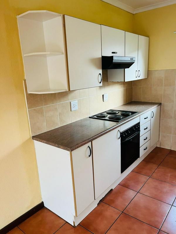 2 Bedroom Property for Sale in Whitney Gardens Gauteng