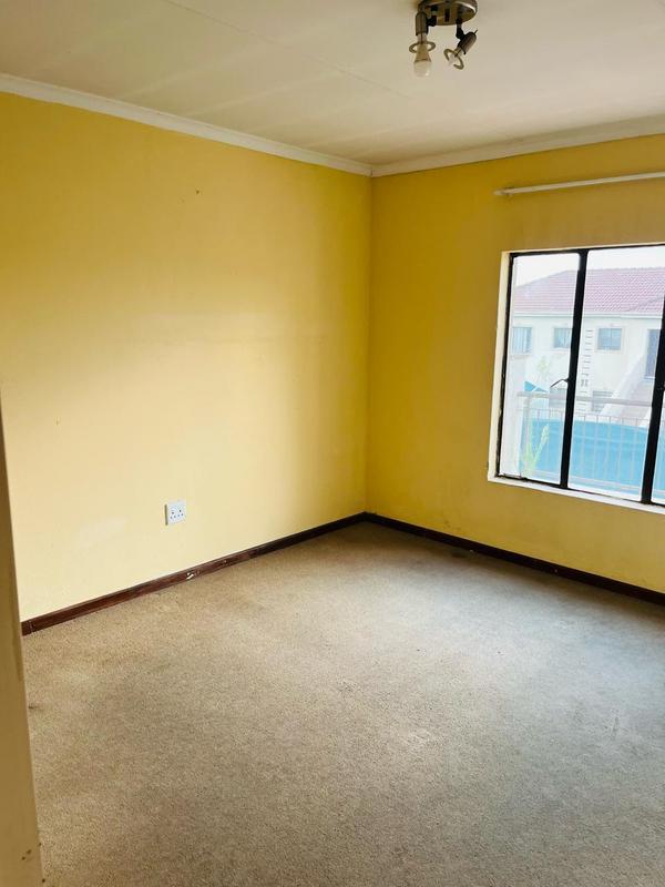 2 Bedroom Property for Sale in Whitney Gardens Gauteng