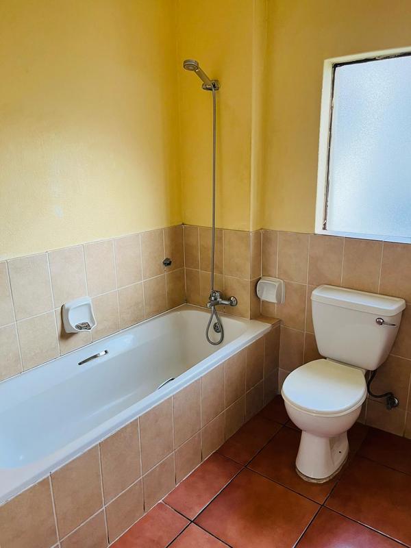 2 Bedroom Property for Sale in Whitney Gardens Gauteng
