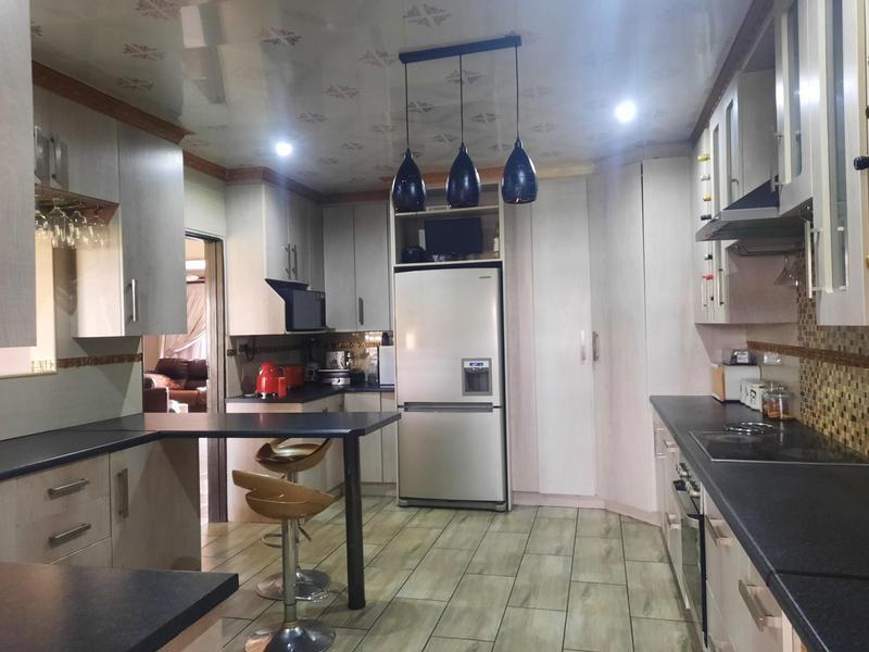 4 Bedroom Property for Sale in Daleside Gauteng