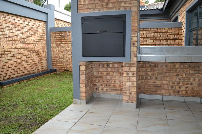 To Let 3 Bedroom Property for Rent in Kenmare Gauteng