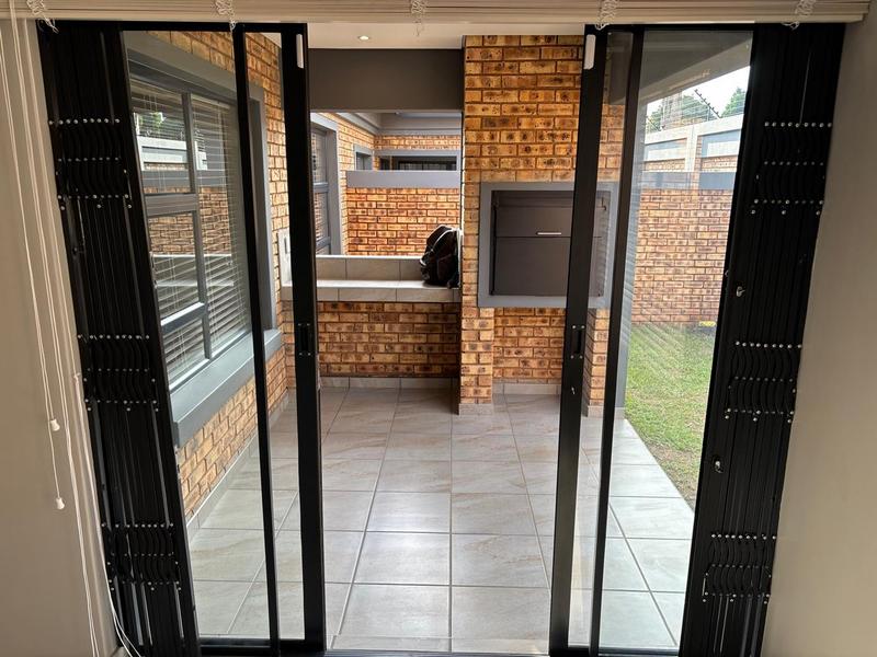 To Let 3 Bedroom Property for Rent in Kenmare Gauteng