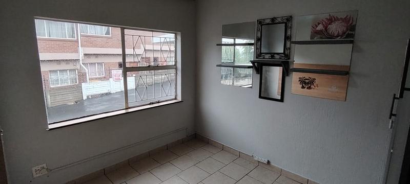 2 Bedroom Property for Sale in Silverfields Gauteng