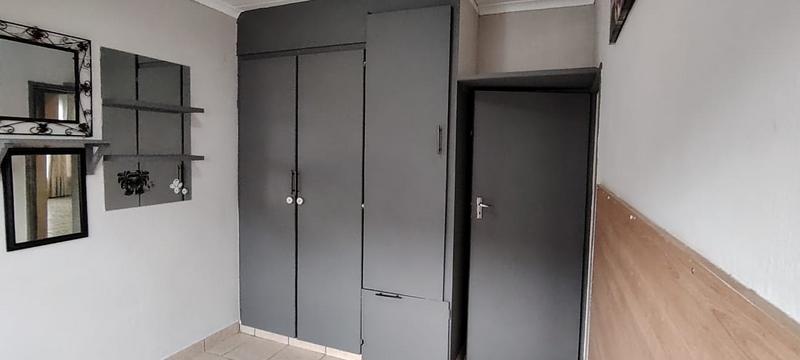 2 Bedroom Property for Sale in Silverfields Gauteng