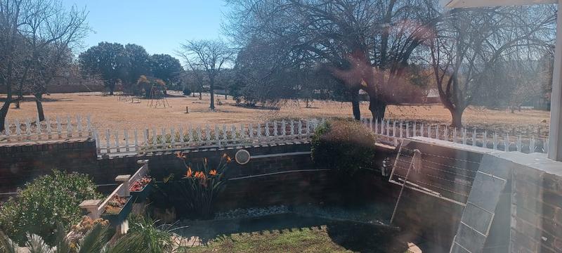 To Let 2 Bedroom Property for Rent in Silverfields Gauteng