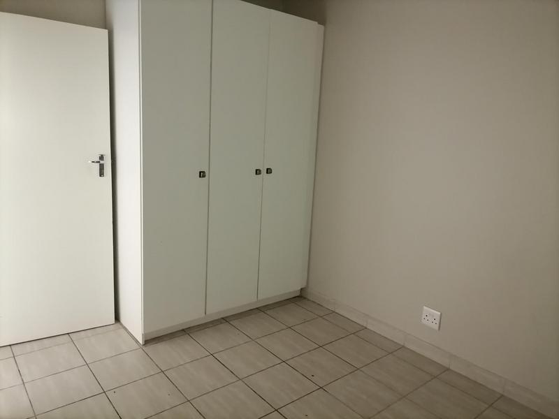 To Let 2 Bedroom Property for Rent in Die Hoewes Gauteng