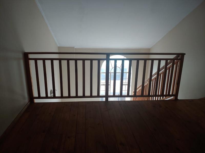 2 Bedroom Property for Sale in Grand Central Gauteng