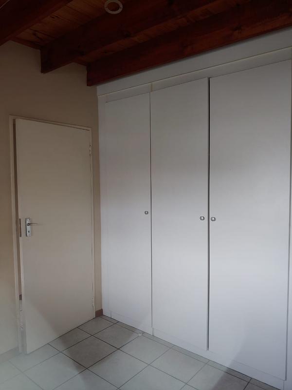 2 Bedroom Property for Sale in Grand Central Gauteng