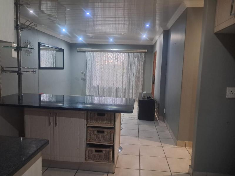 To Let 3 Bedroom Property for Rent in Karenpark Gauteng