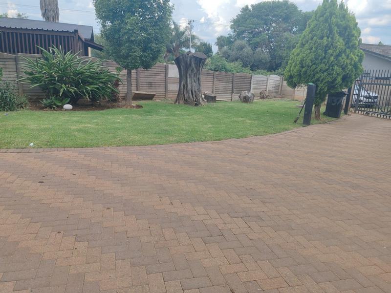 3 Bedroom Property for Sale in Booysens Gauteng