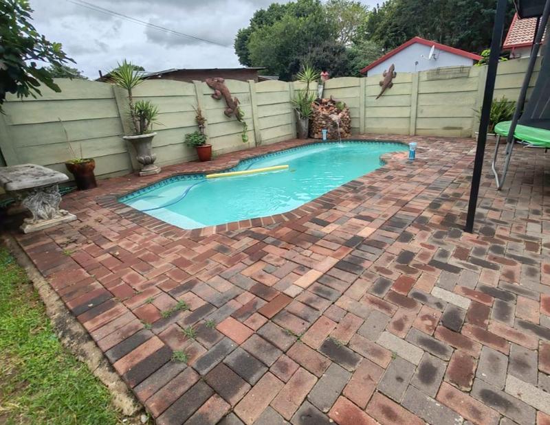 3 Bedroom Property for Sale in Booysens Gauteng