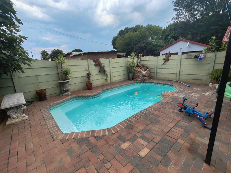 3 Bedroom Property for Sale in Booysens Gauteng
