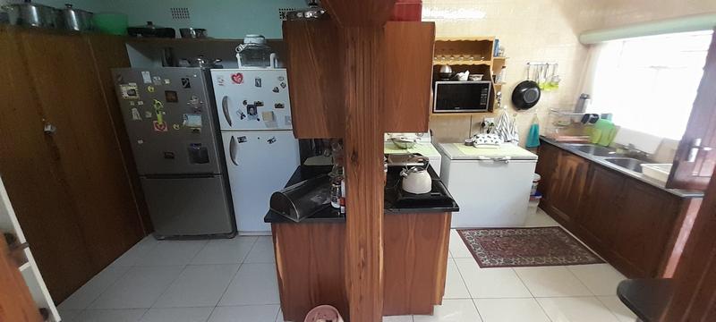 6 Bedroom Property for Sale in Florauna Gauteng
