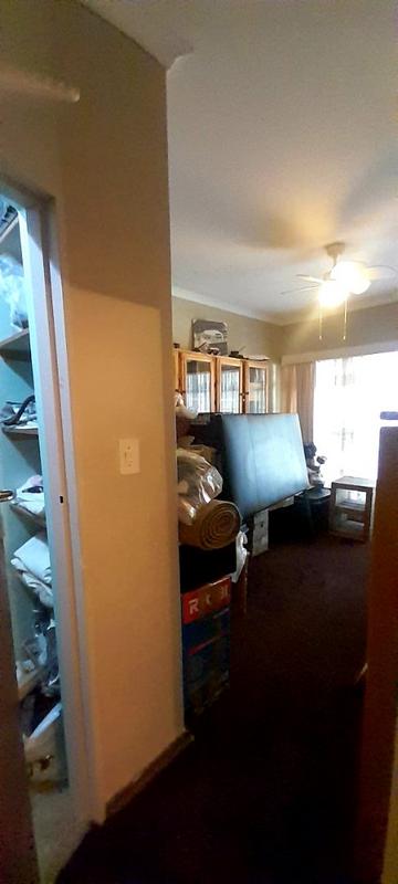 6 Bedroom Property for Sale in Florauna Gauteng