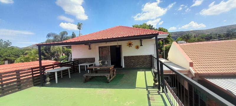 6 Bedroom Property for Sale in Florauna Gauteng