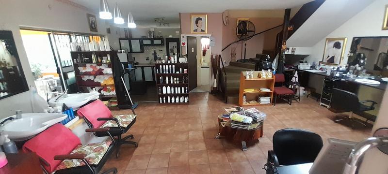 6 Bedroom Property for Sale in Florauna Gauteng