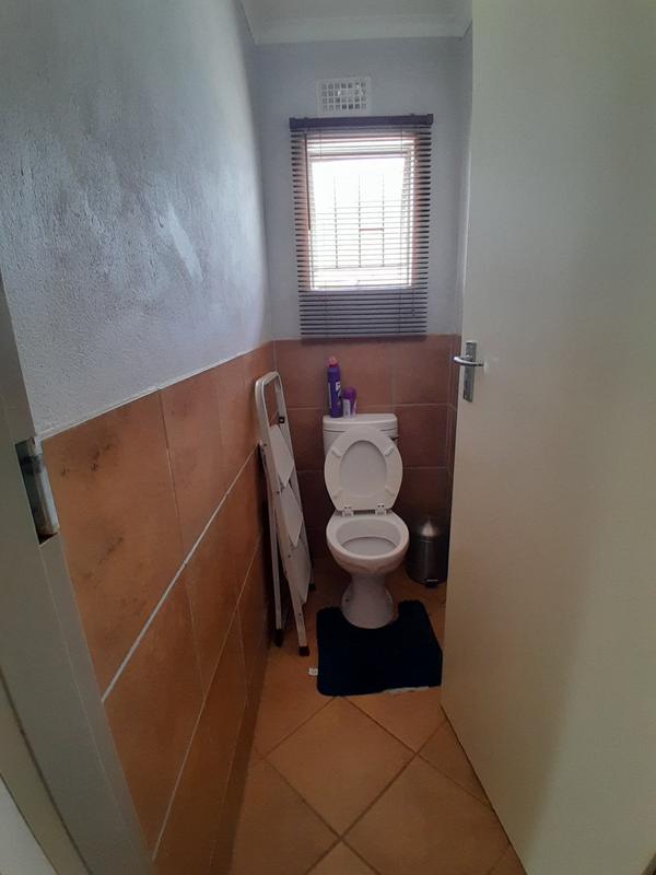 2 Bedroom Property for Sale in Lotus Gardens Gauteng