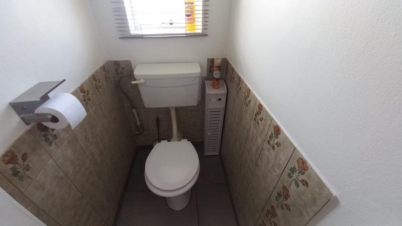 4 Bedroom Property for Sale in Pretoria Gardens Gauteng