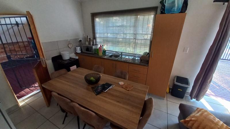 4 Bedroom Property for Sale in Pretoria Gardens Gauteng