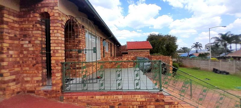 3 Bedroom Property for Sale in Suiderberg Gauteng