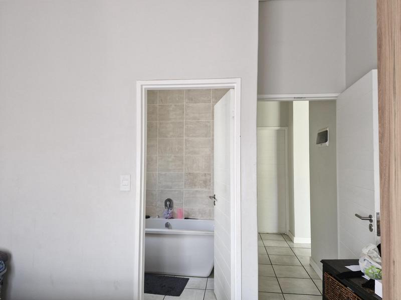 To Let 2 Bedroom Property for Rent in Linbro Park Gauteng