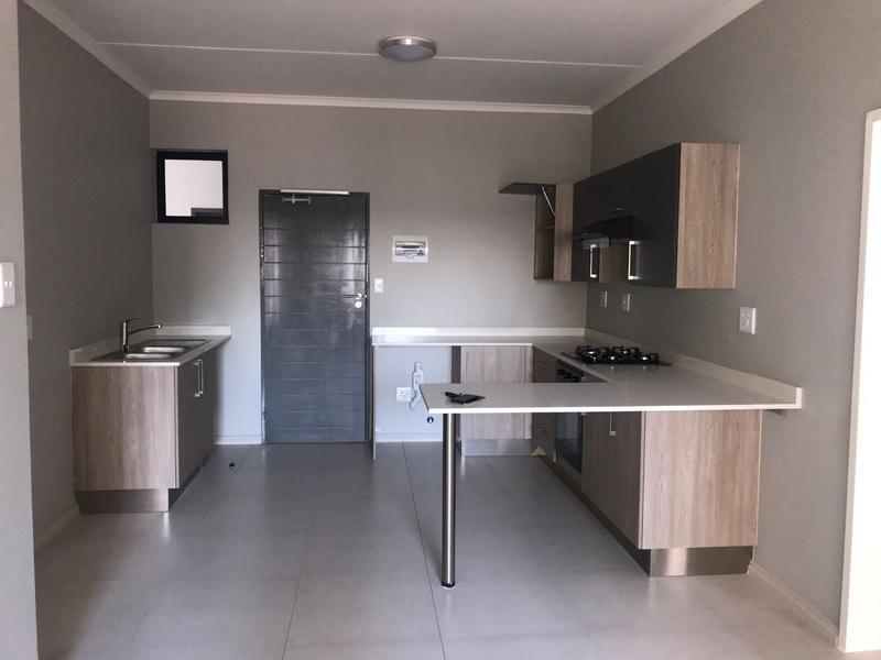 To Let 2 Bedroom Property for Rent in Midridge Park Gauteng