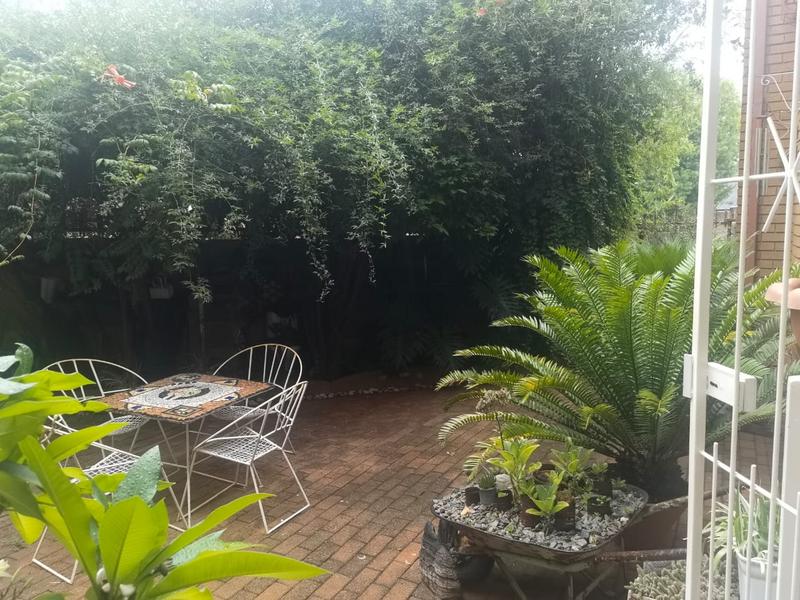 2 Bedroom Property for Sale in Casseldale Gauteng