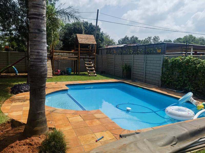 3 Bedroom Property for Sale in Edelweiss Gauteng
