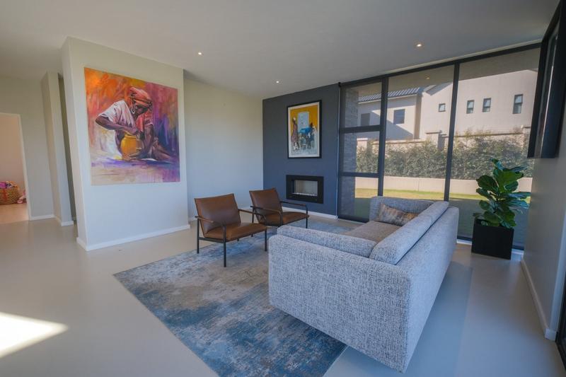 5 Bedroom Property for Sale in Copperleaf Estate Gauteng