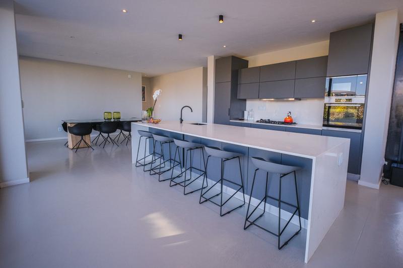 5 Bedroom Property for Sale in Copperleaf Estate Gauteng