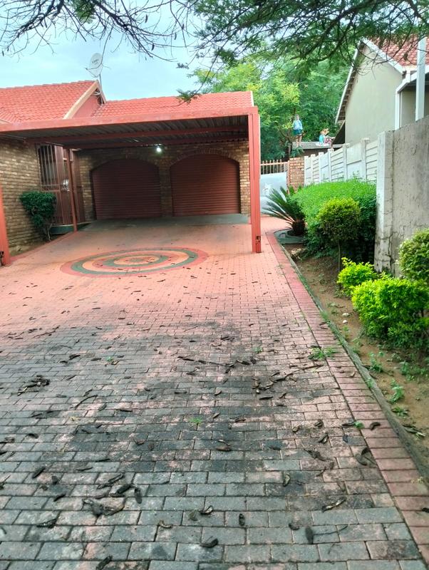 4 Bedroom Property for Sale in Norkem Park Gauteng