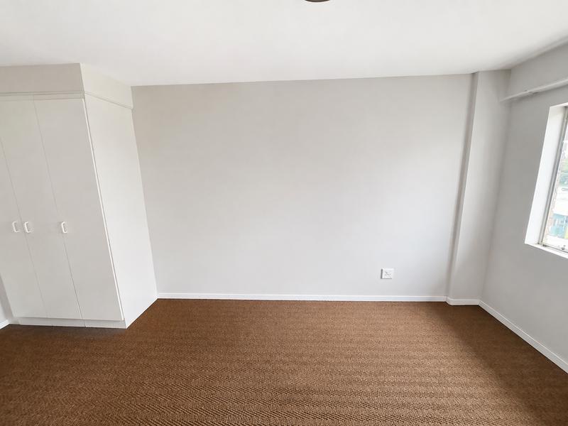 2 Bedroom Property for Sale in Die Hoewes Gauteng