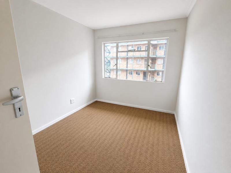 2 Bedroom Property for Sale in Die Hoewes Gauteng