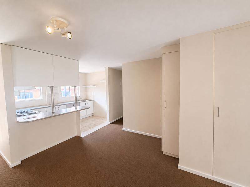 2 Bedroom Property for Sale in Die Hoewes Gauteng