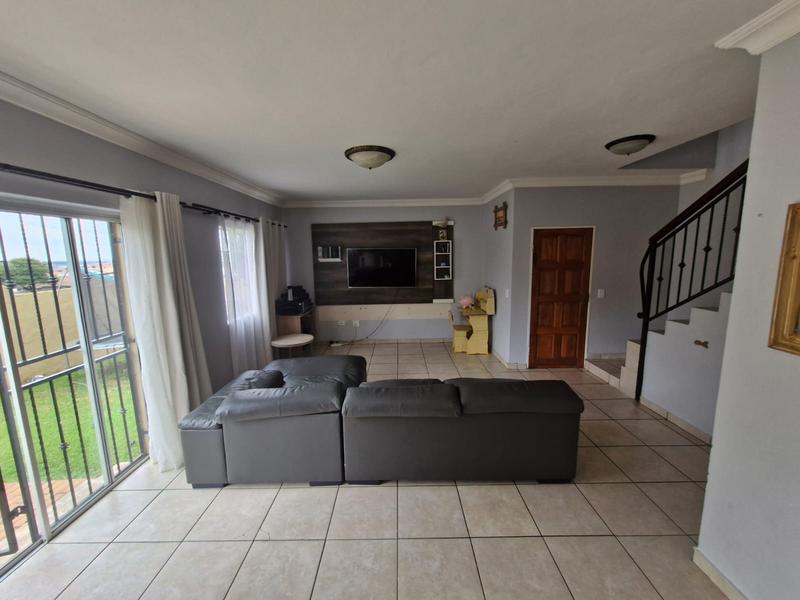 3 Bedroom Property for Sale in Kosmosdal Gauteng