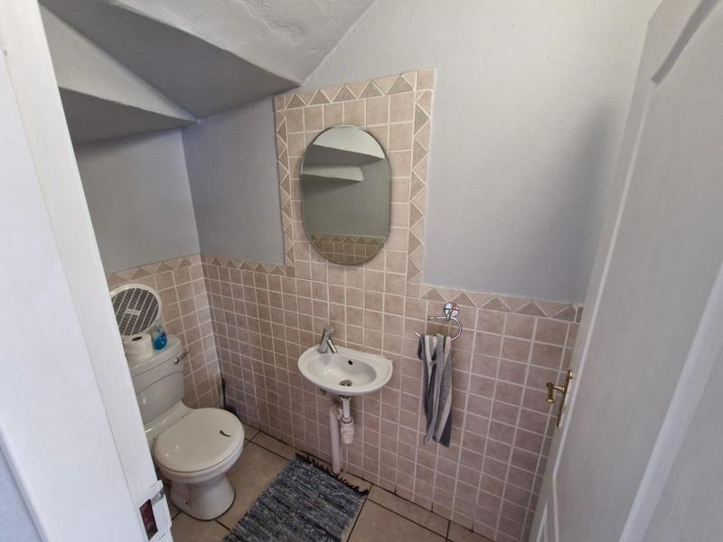 3 Bedroom Property for Sale in Kosmosdal Gauteng