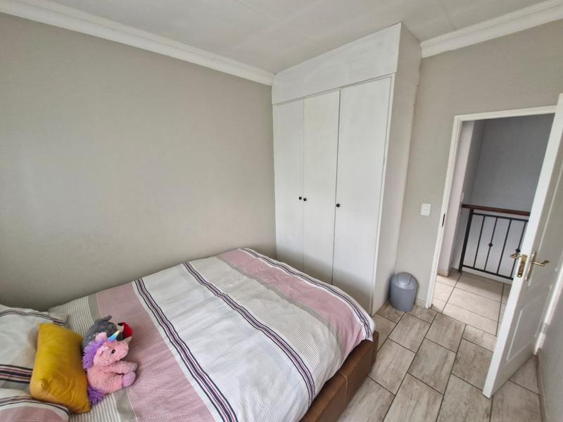 3 Bedroom Property for Sale in Kosmosdal Gauteng