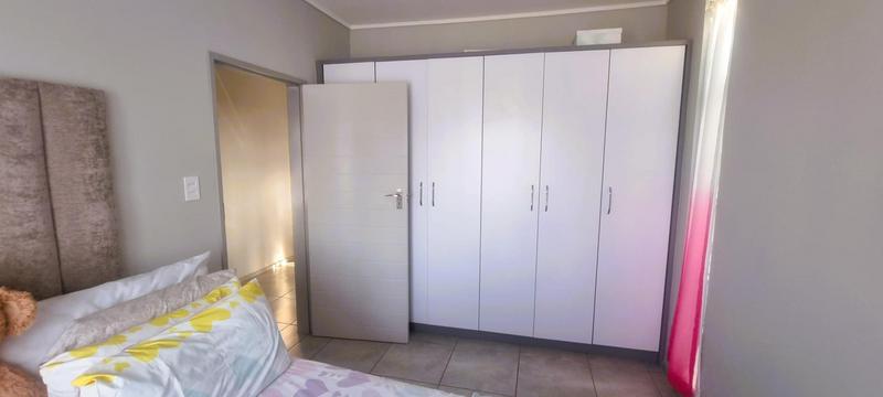 3 Bedroom Property for Sale in Amberfield Gauteng