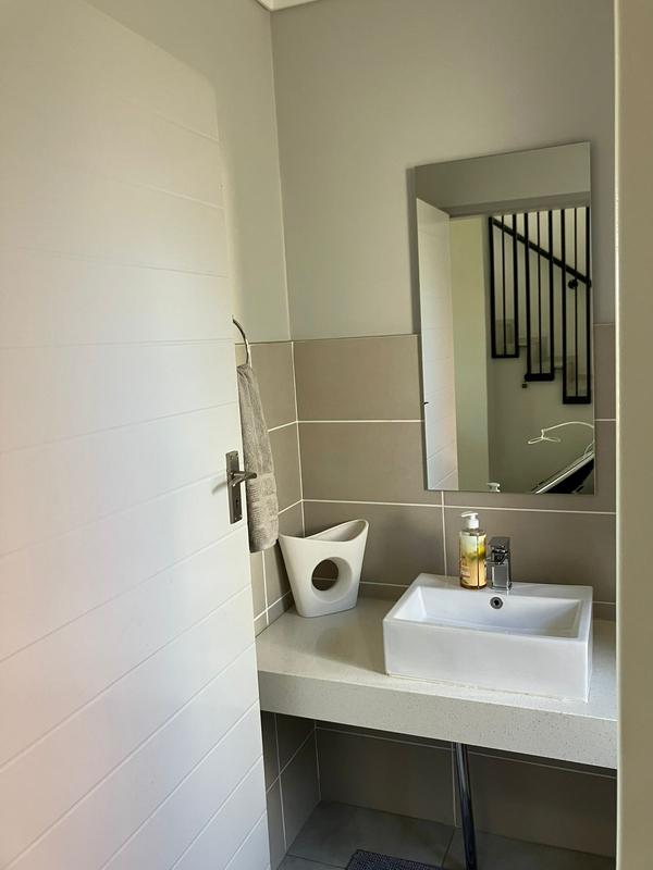 3 Bedroom Property for Sale in Amberfield Gauteng