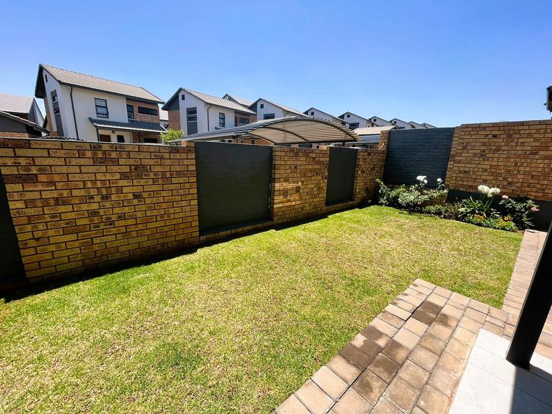 3 Bedroom Property for Sale in Amberfield Gauteng