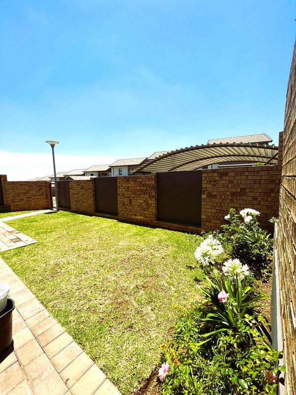 3 Bedroom Property for Sale in Amberfield Gauteng