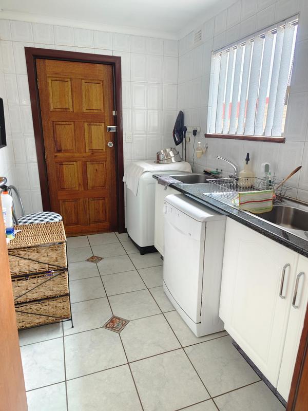 3 Bedroom Property for Sale in Klippoortje Gauteng
