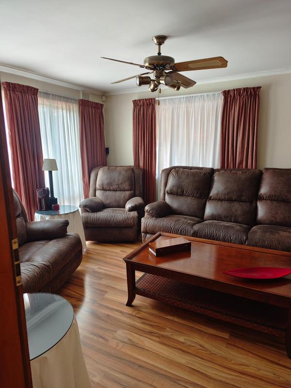 3 Bedroom Property for Sale in Klippoortje Gauteng