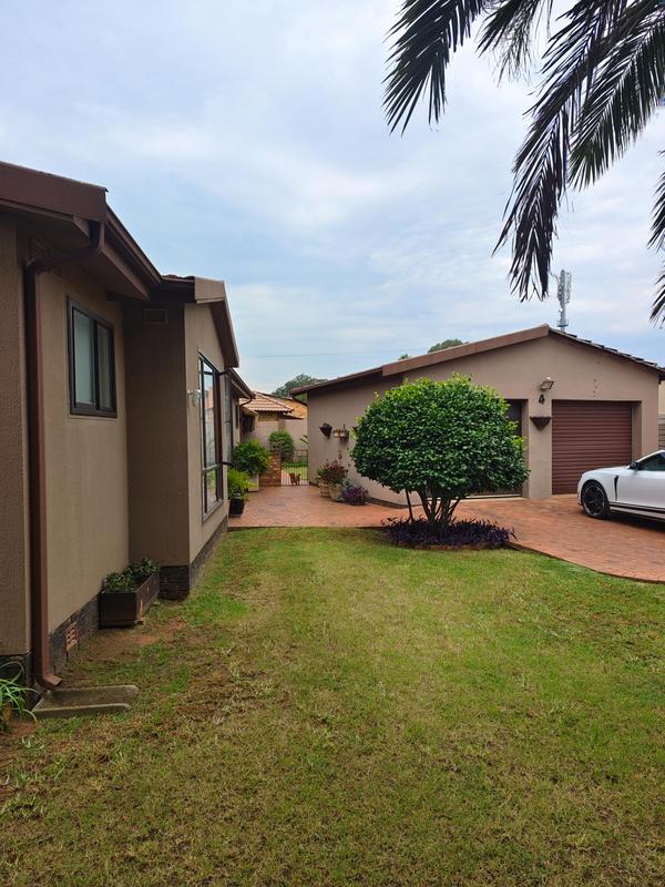 3 Bedroom Property for Sale in Klippoortje Gauteng