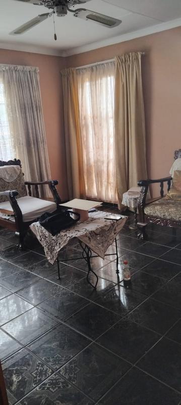 2 Bedroom Property for Sale in Toekomsrus Gauteng
