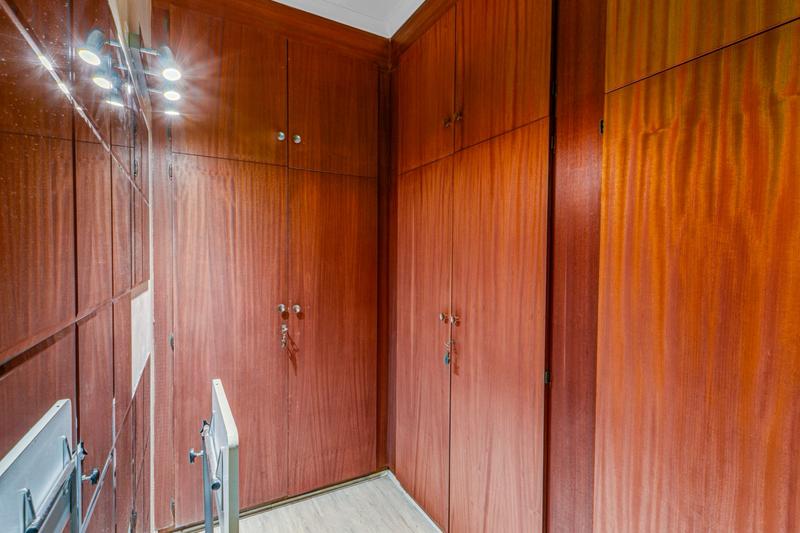 4 Bedroom Property for Sale in Magaliessig Gauteng