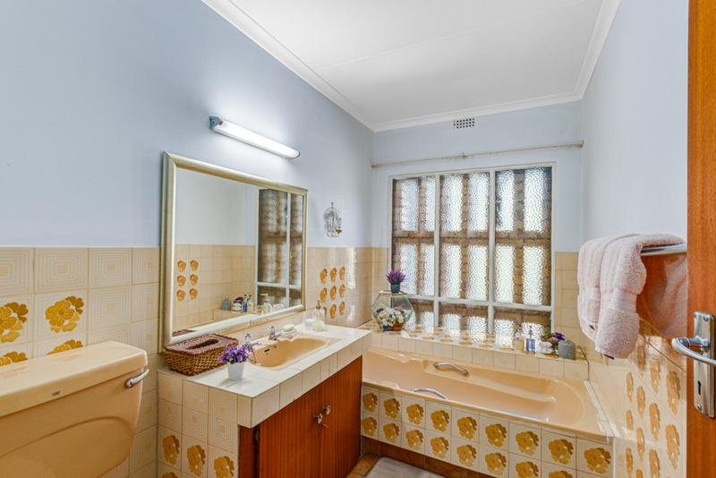 4 Bedroom Property for Sale in Magaliessig Gauteng