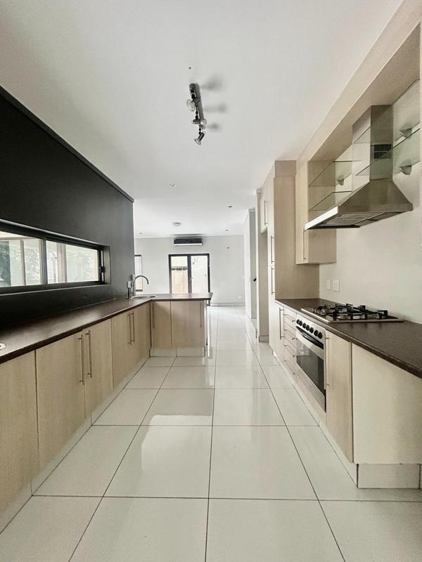 3 Bedroom Property for Sale in Fourways Gauteng
